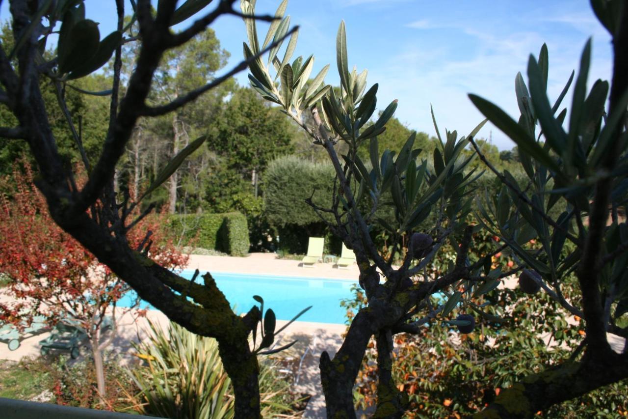 Le Mas Des Tarentes Chambres D'Hotes Trans en Provence Bagian luar foto