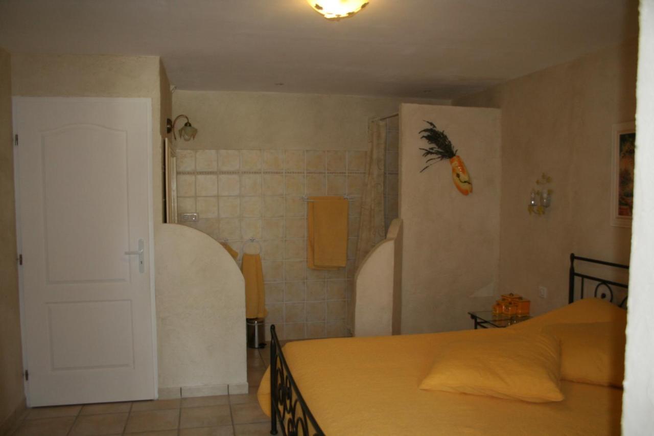 Le Mas Des Tarentes Chambres D'Hotes Trans en Provence Bagian luar foto